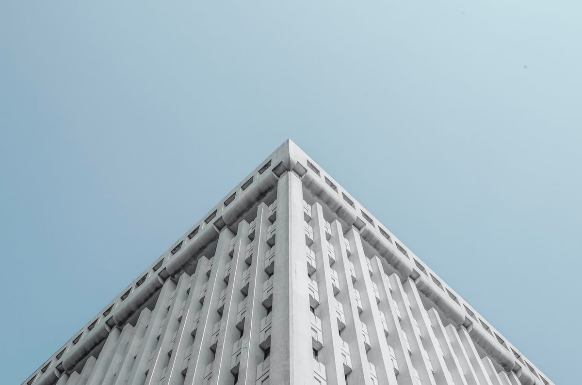 kaiyun-低级失误，博洛尼亚门将直接将球传给对手导致球队丢球